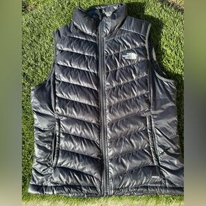 North Face 550 Women’s Black Quilted Goose Down Vest